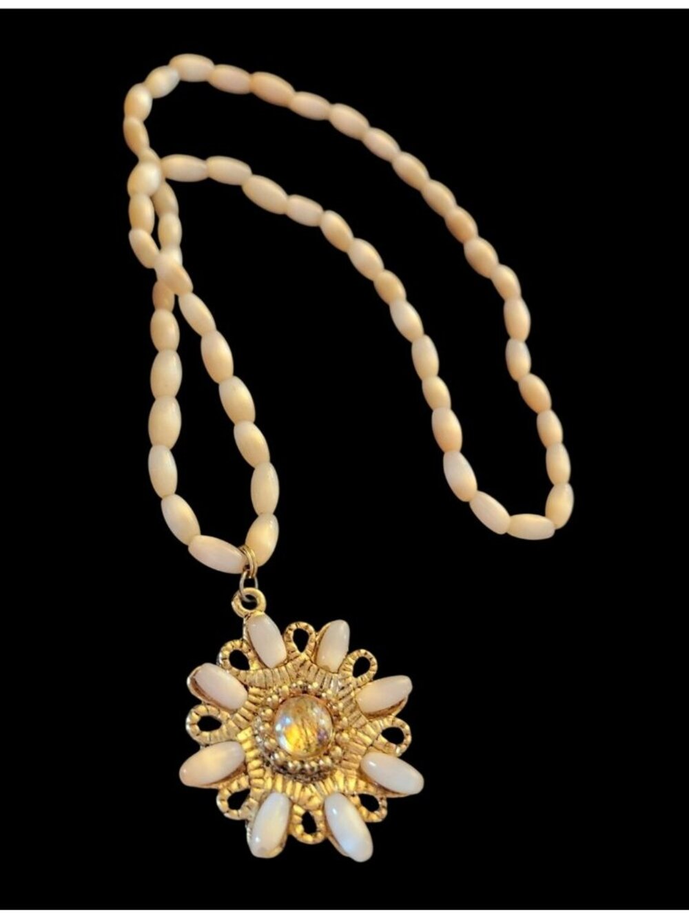 Vintage Moonglow Bead Necklace & Bracelet Set With Gold-Tone Floral Pendant Acce - Picture 7 of 8